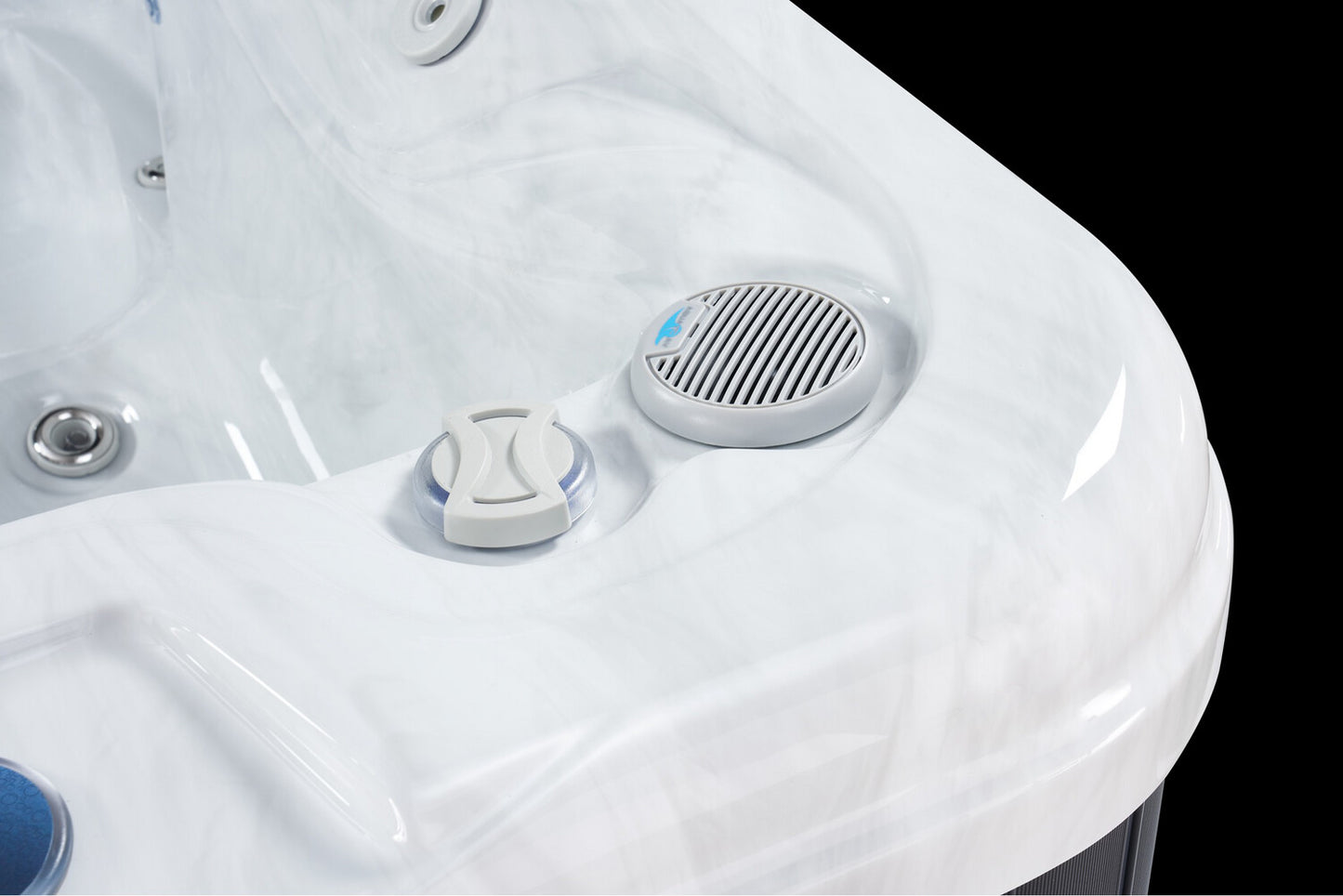 Luso Spas - THE PAVO (IN STOCK)